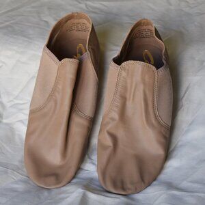 NWOT CAPEZIO Slip on Jazz Shoes Tan Size 13W